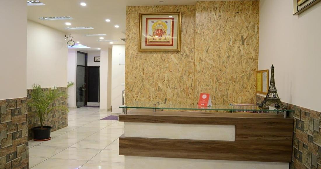 Jenus Hotel-Sindhi Camp ジャイプール エクステリア 写真